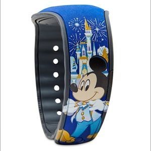 DISNEY Mickey and Friends Magic Band 2 (50th Anniversary Collection)
